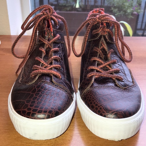 Tom’s Camila High Hi Top Shoes. - Picture 6 of 11